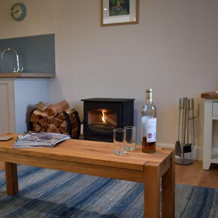 Heron Cottage, Port O Tay ピトロクリー エクステリア 写真