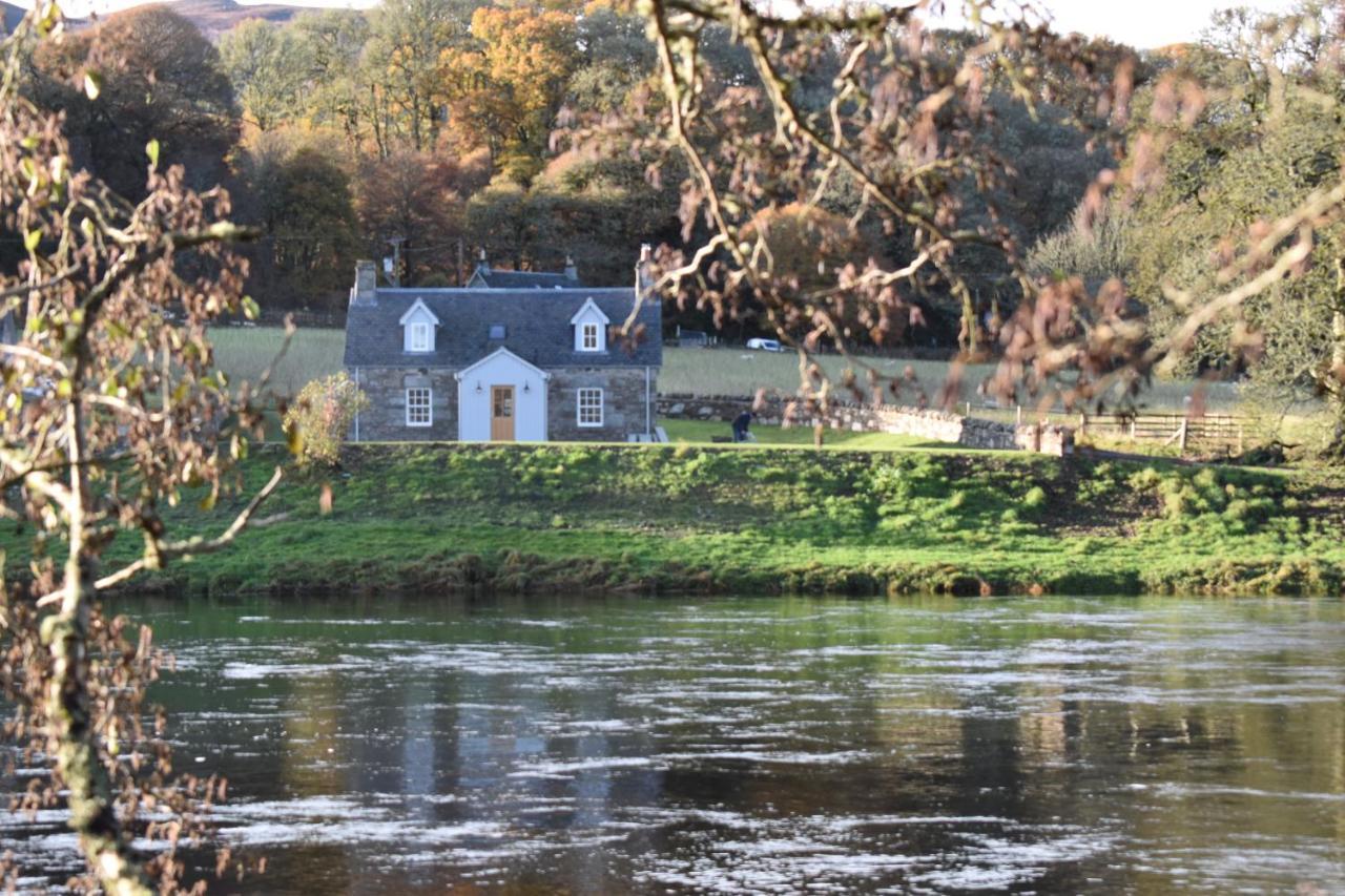 Heron Cottage, Port O Tay ピトロクリー エクステリア 写真