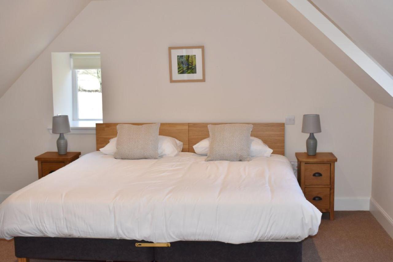Heron Cottage, Port O Tay ピトロクリー エクステリア 写真